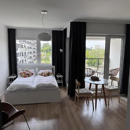 Barańczaka Cozy With Parking In By Renters Poznań