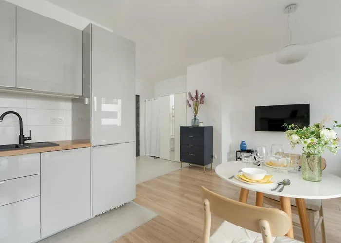 Baranczaka Cozy With Parking In By Renters Poznań