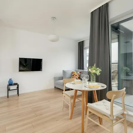 Baranczaka Cozy With Parking In By Renters Poznań