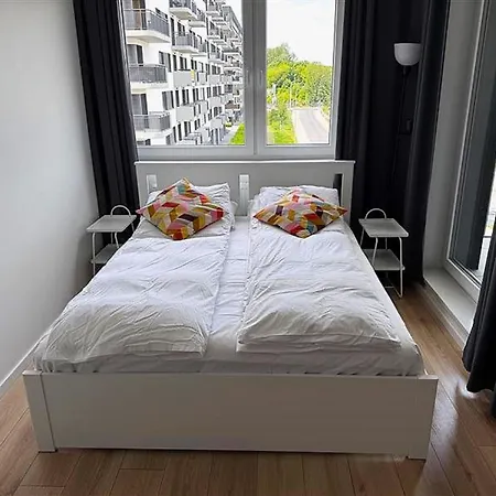 Baranczaka Cozy With Parking In By Renters * Poznań